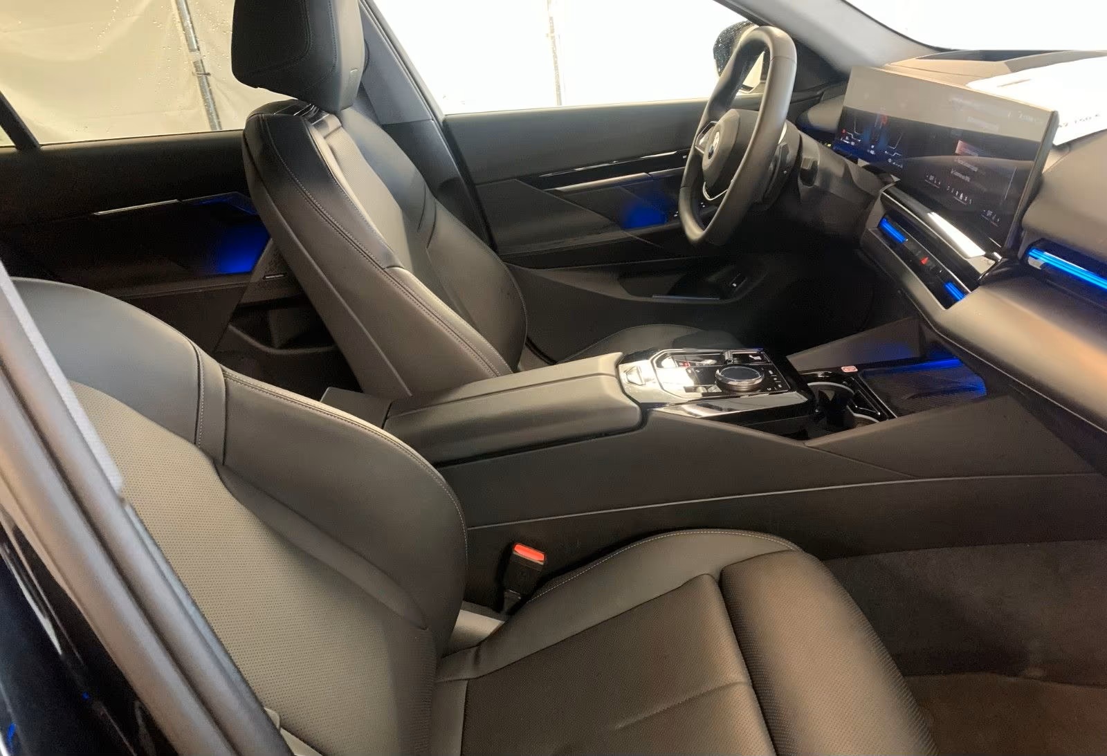 40b57dee-7afb-4394-9da5-6134ee80efca