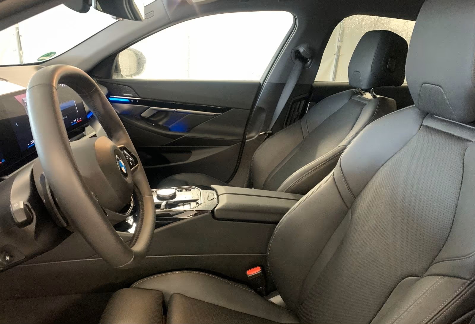 978ffbf8-e4f4-4010-88a0-e02272a83e6a