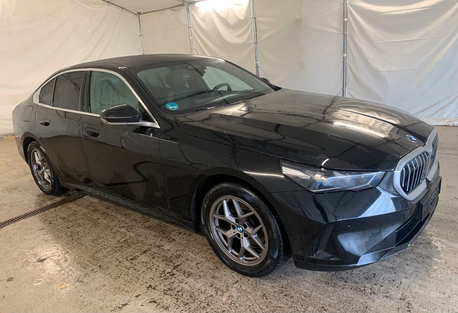 db8fd310-10c5-49ac-99d0-9b7b60a50aa0