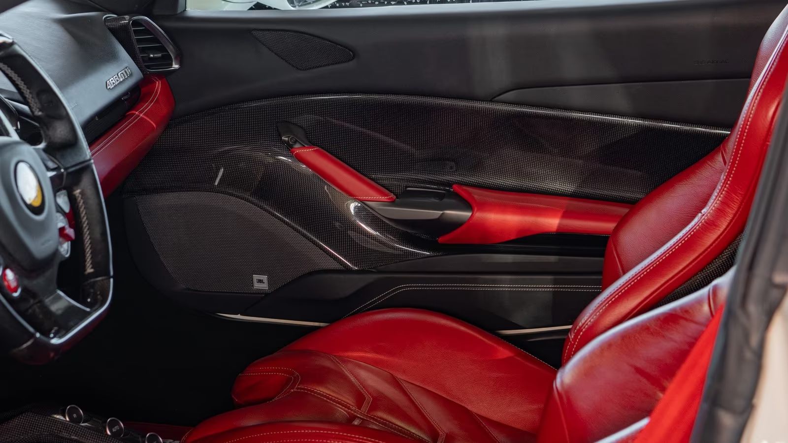 04319df0-5031-4701-8186-94ef5f5c6345