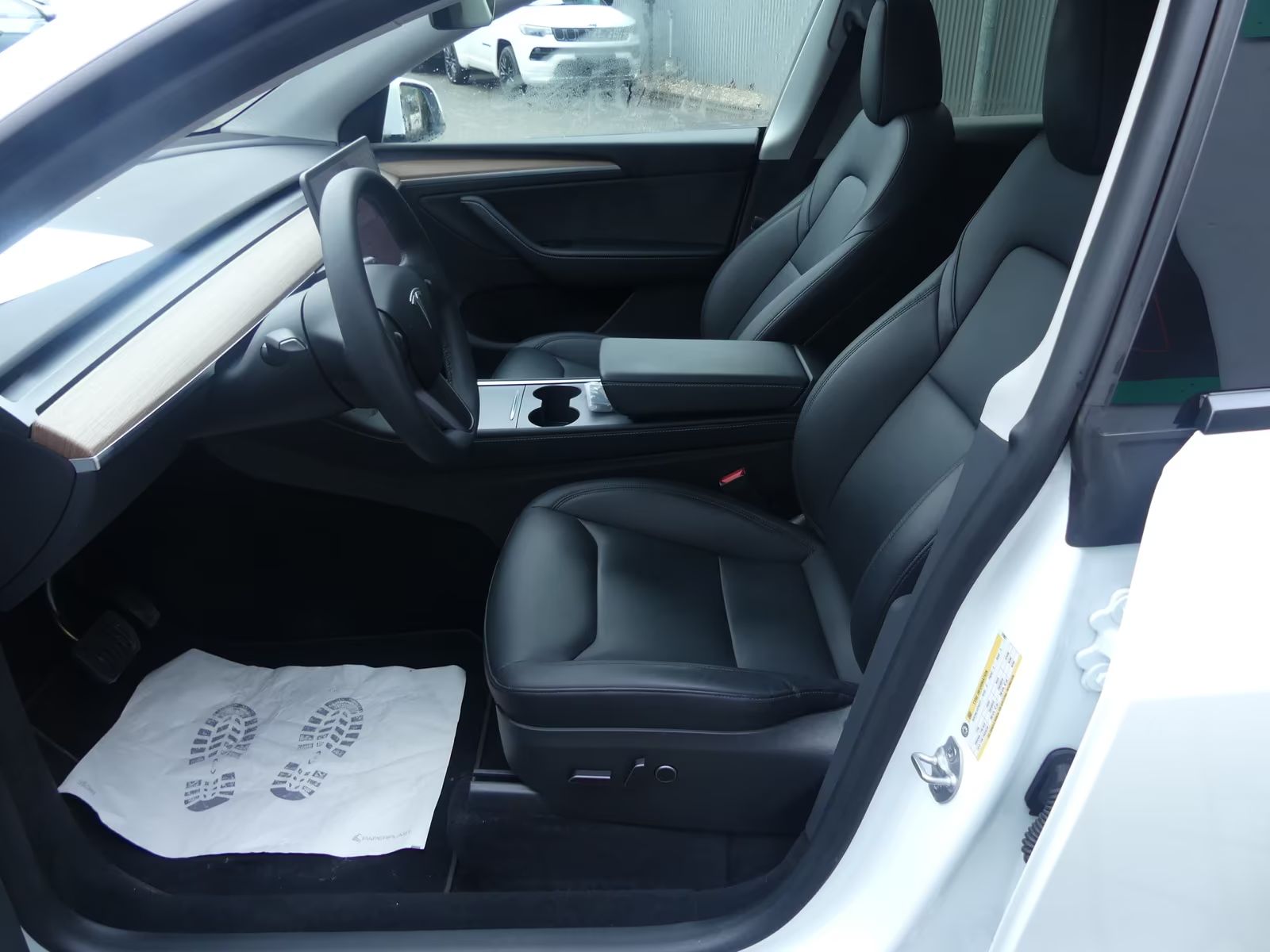 0e2e4621-fc88-4881-8481-5c13b078e63b