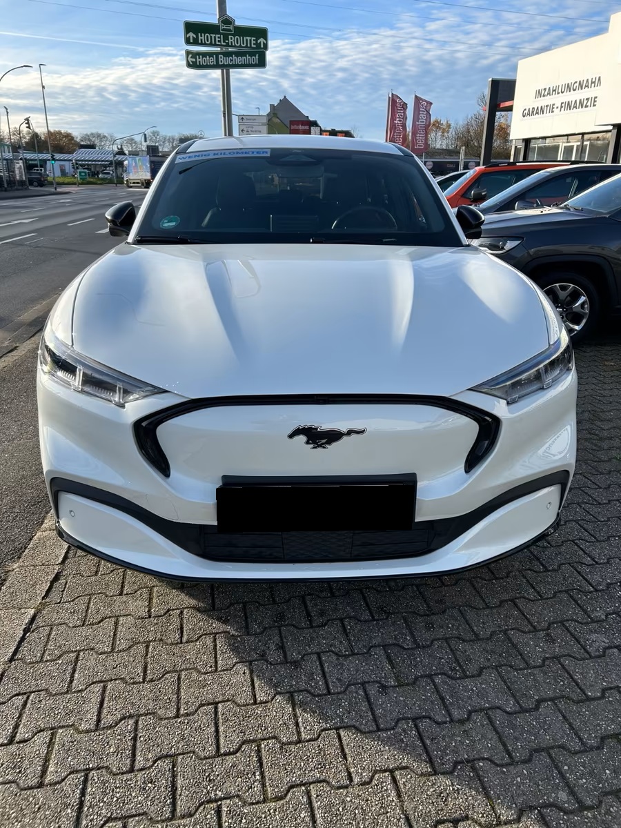 199103a3-e727-47bf-9f2c-4def485873fa