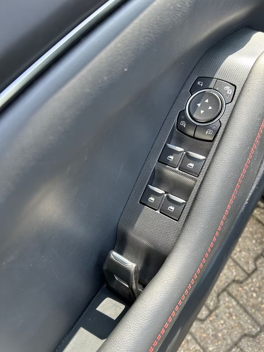 316b7ced-3720-4de5-9517-01bc93248941