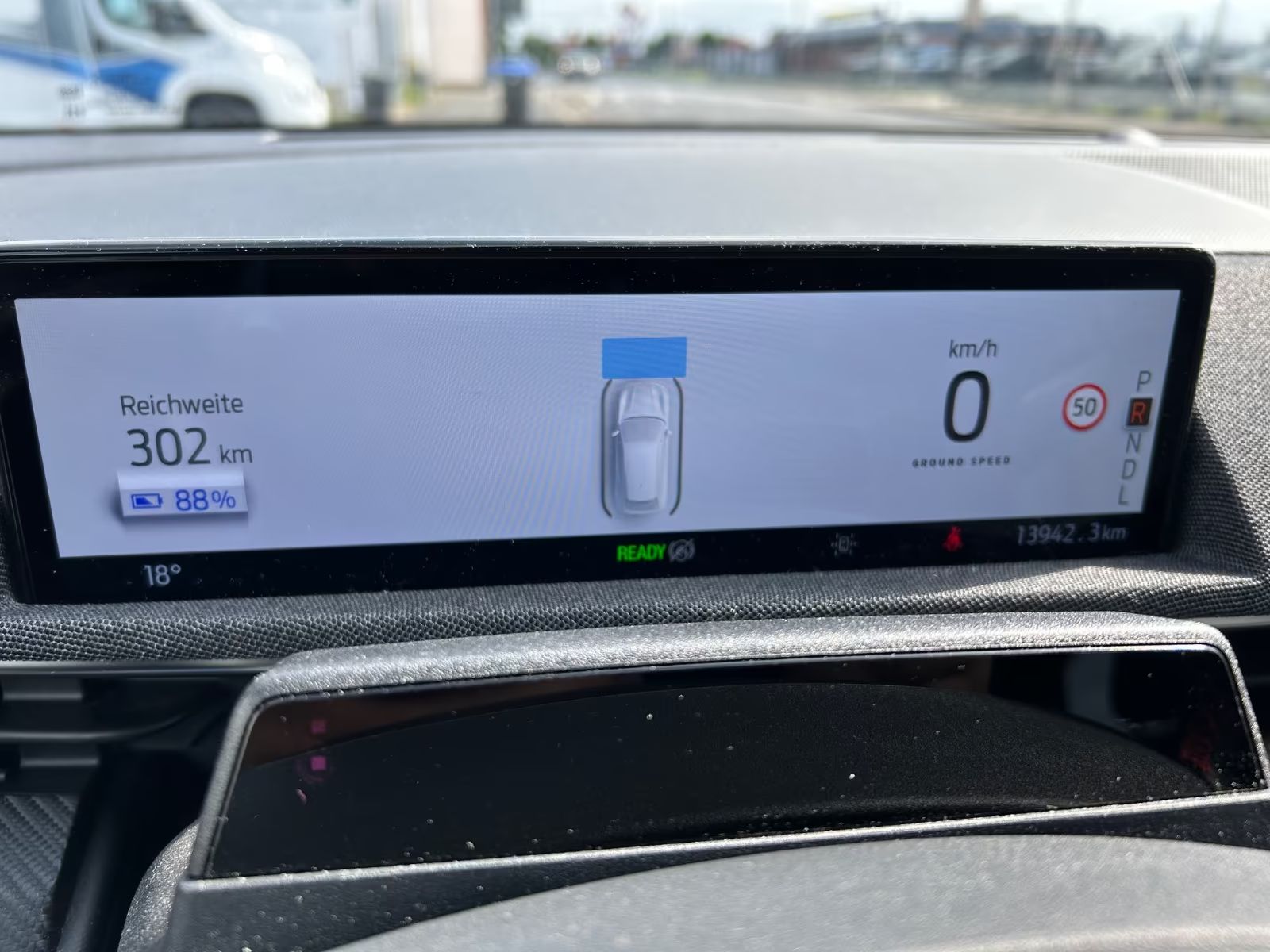 344f6edf-23d7-4673-9fe8-ec93180fe0f4