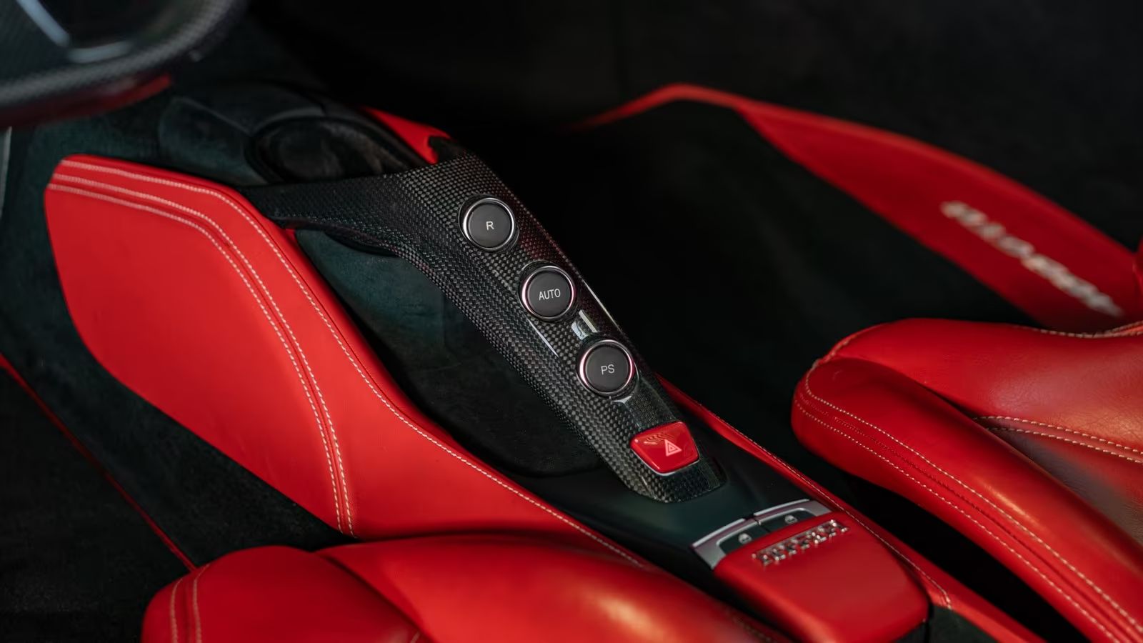 38f666c4-c093-4b4a-9e8d-1bfa03941ce2