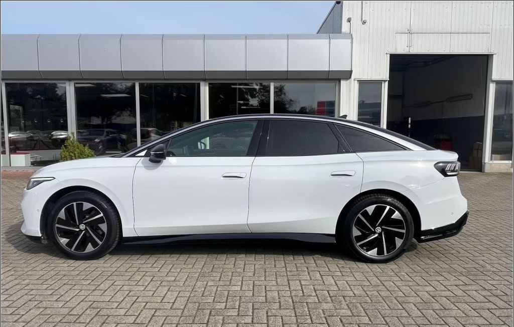 5e441b68-bdc8-4f98-a16d-7c3e8be01542