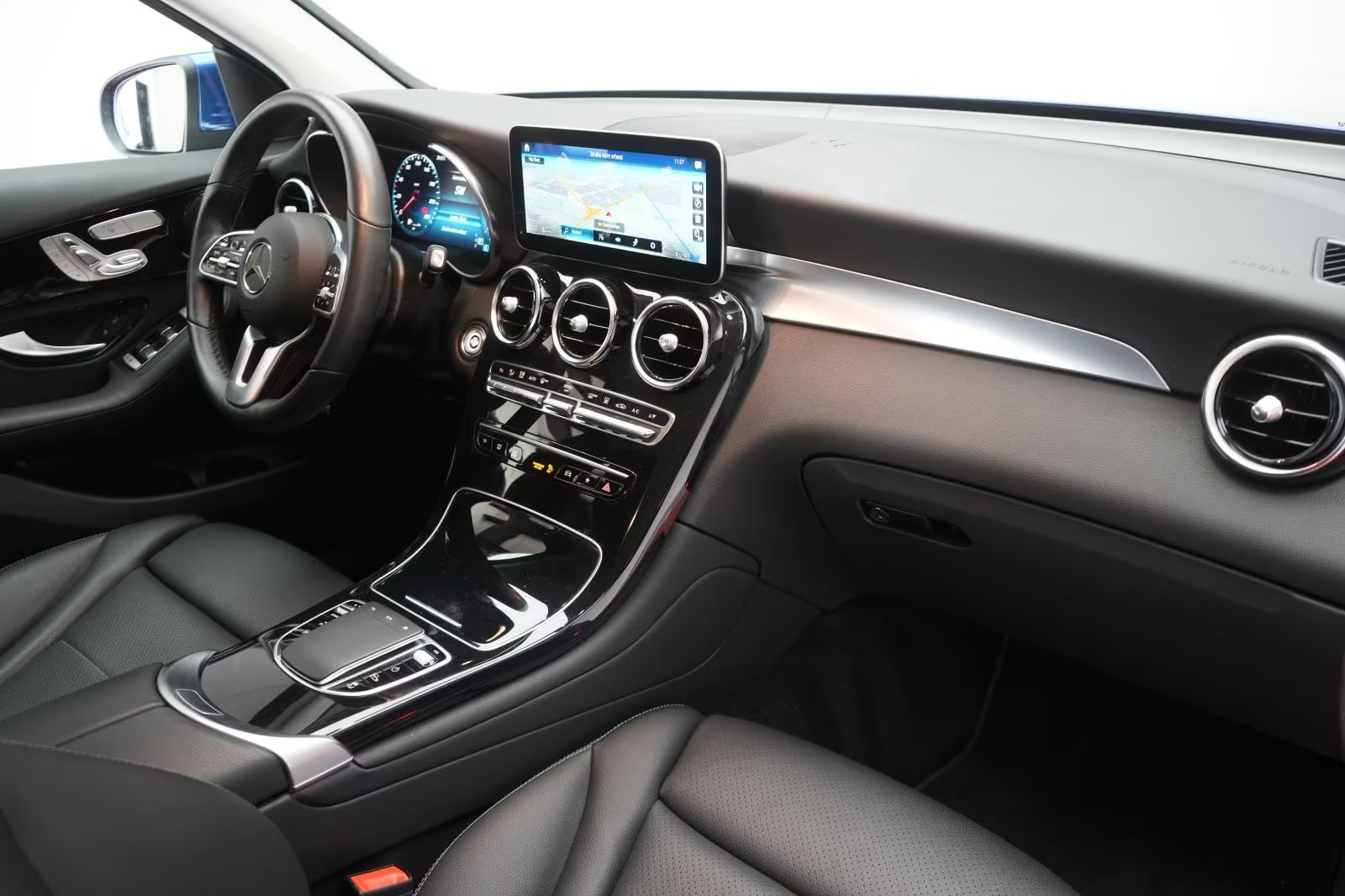 7fa0eb24-c63e-420f-b87f-7a819e90a3a6