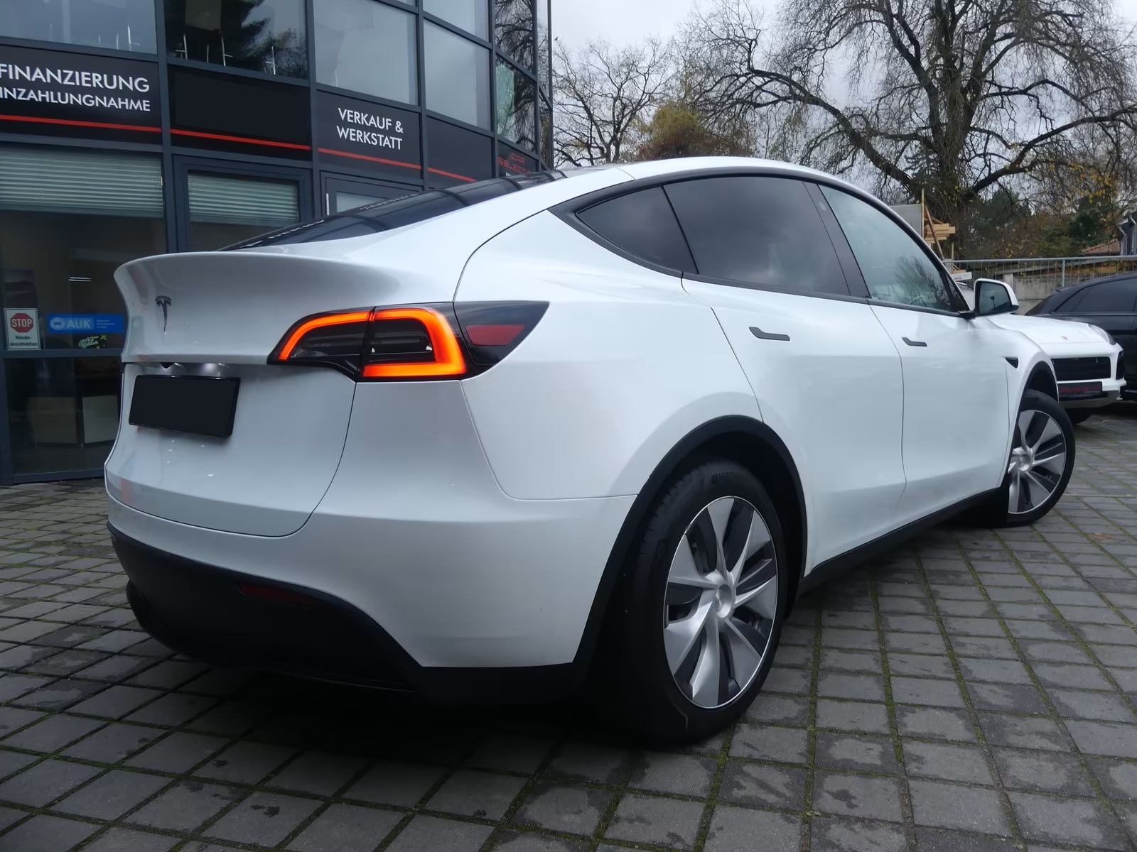 9288f6a0-c9d3-4bcd-bdca-0a6978733f82