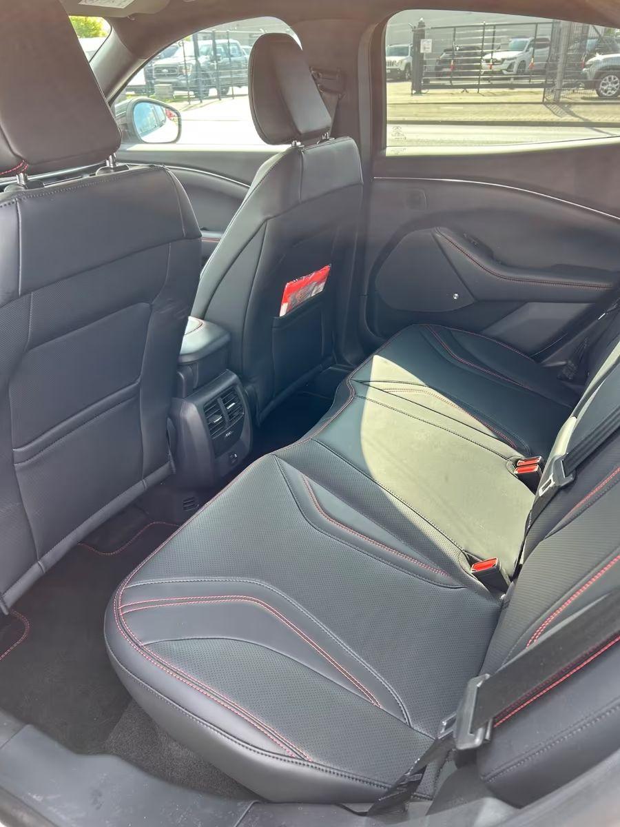 9adebe0a-6da9-47c0-9047-1c013823f298