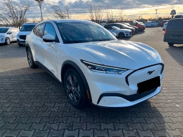 a76a03fb-9311-4439-a157-494a6082d009