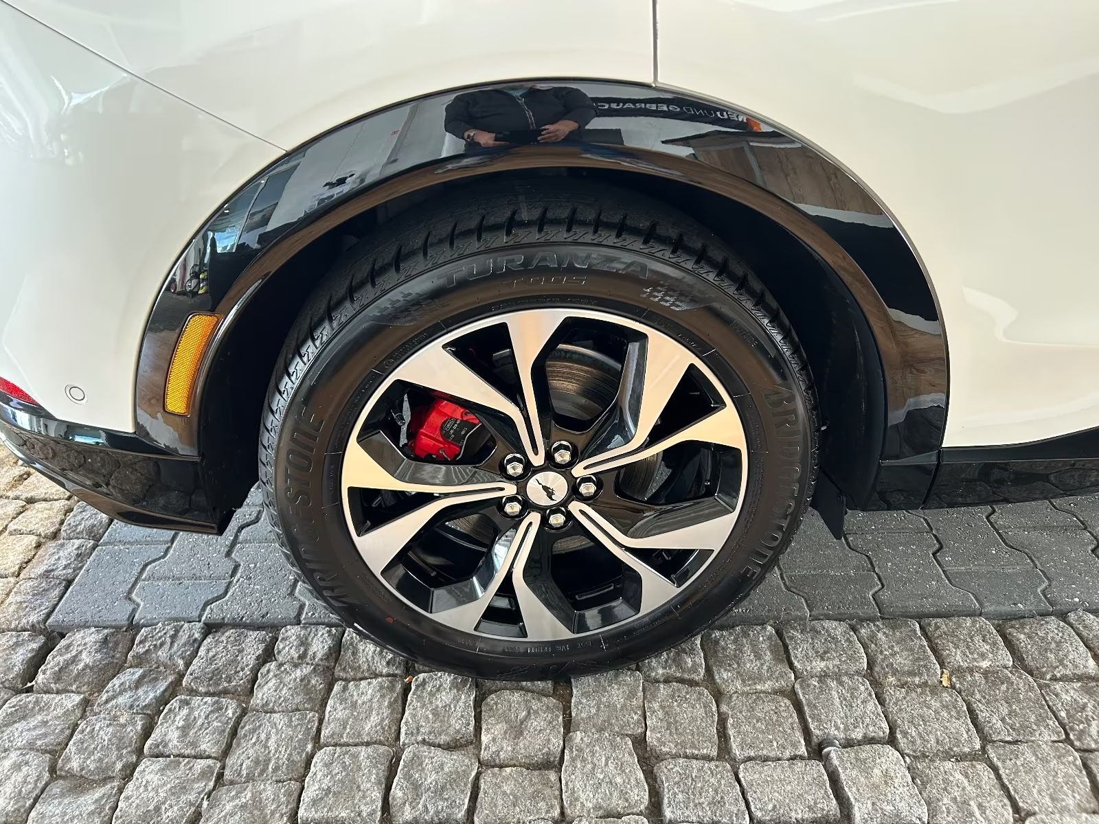 c71ac850-169d-4ae0-8d05-cd50a29ab216