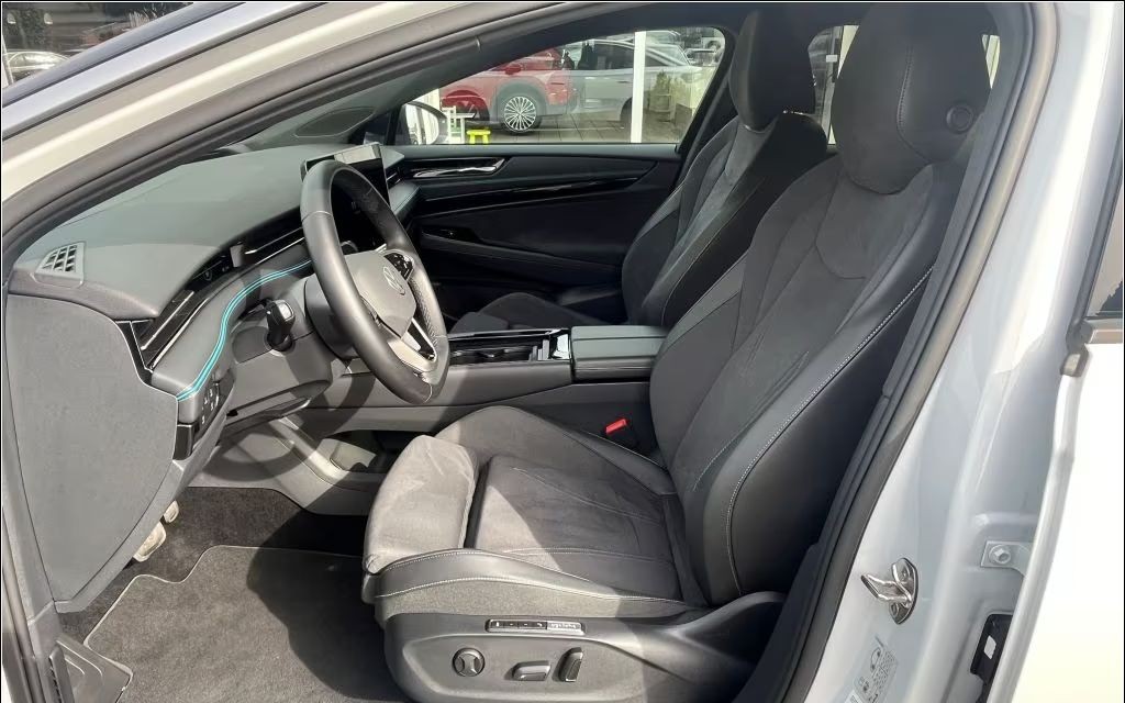 c75d9ba9-2410-4098-a6a9-2ca4600440b1