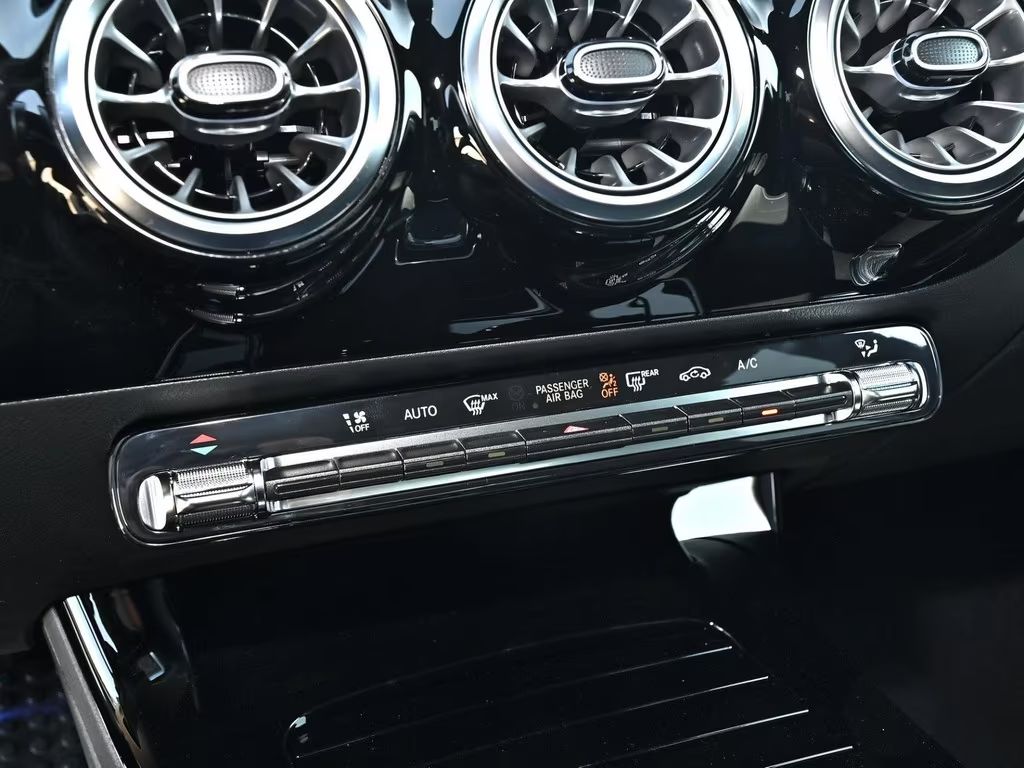 e3d3f653-c10c-47a6-aad9-5493e716a041