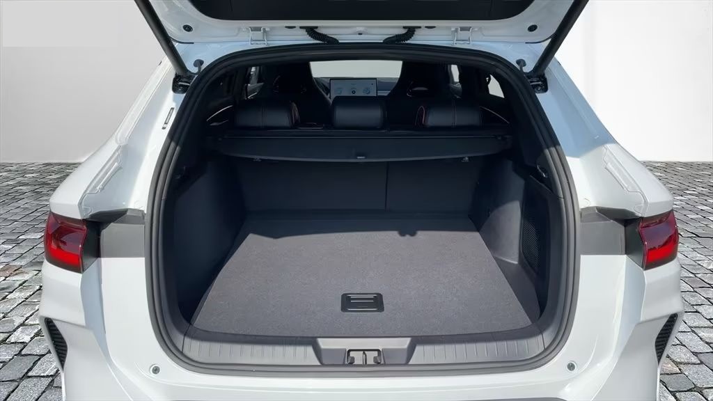 f3e145be-e5c6-4eea-9f9b-f0e904e0b785